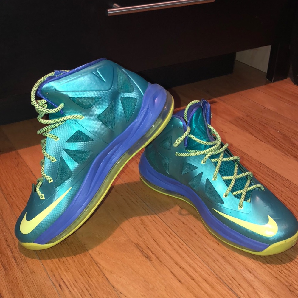 Lebron 10 Nike Sneakers